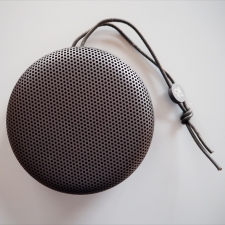 BeoPlay A1, black