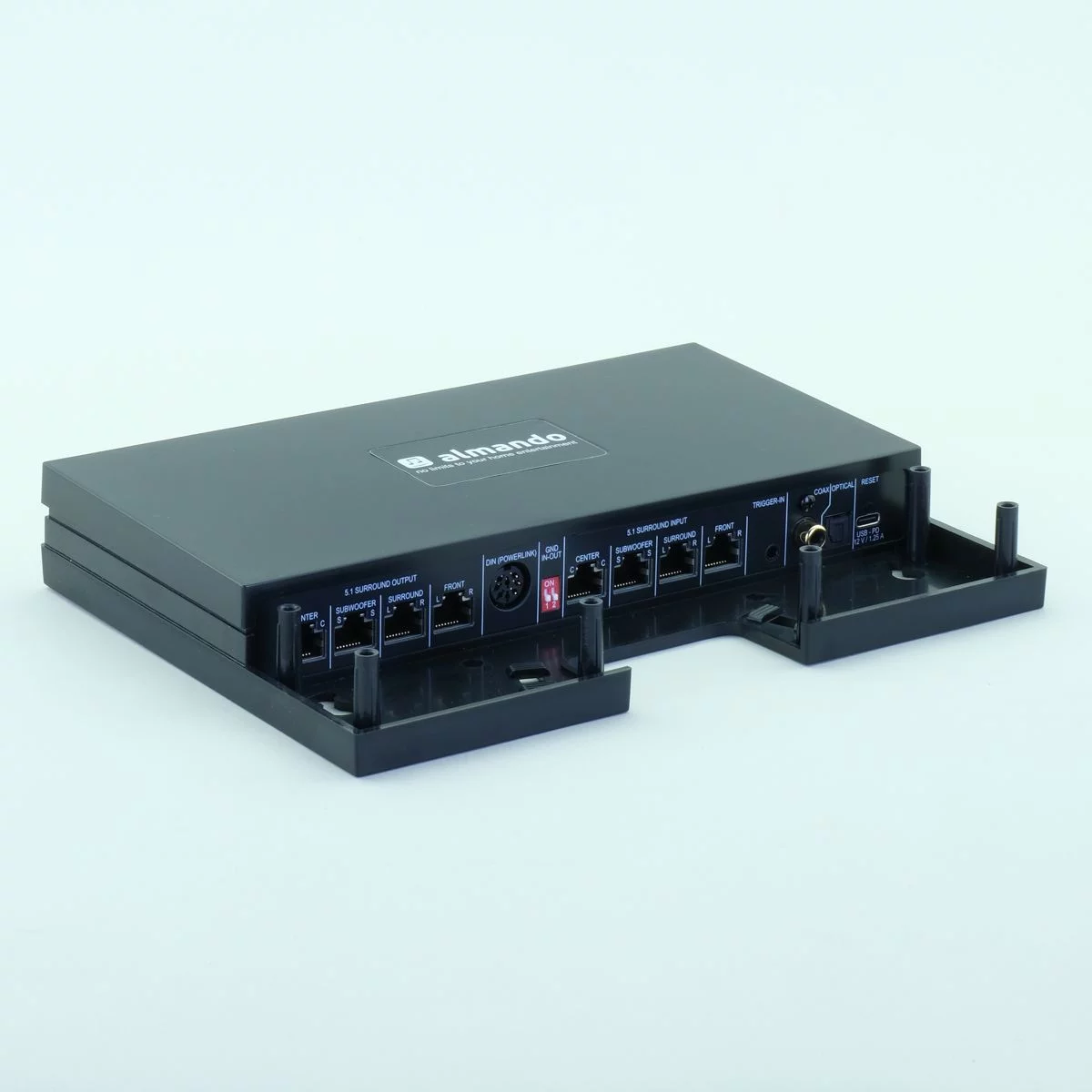 Almando Multiplay Surround Switch III - LBS.dk