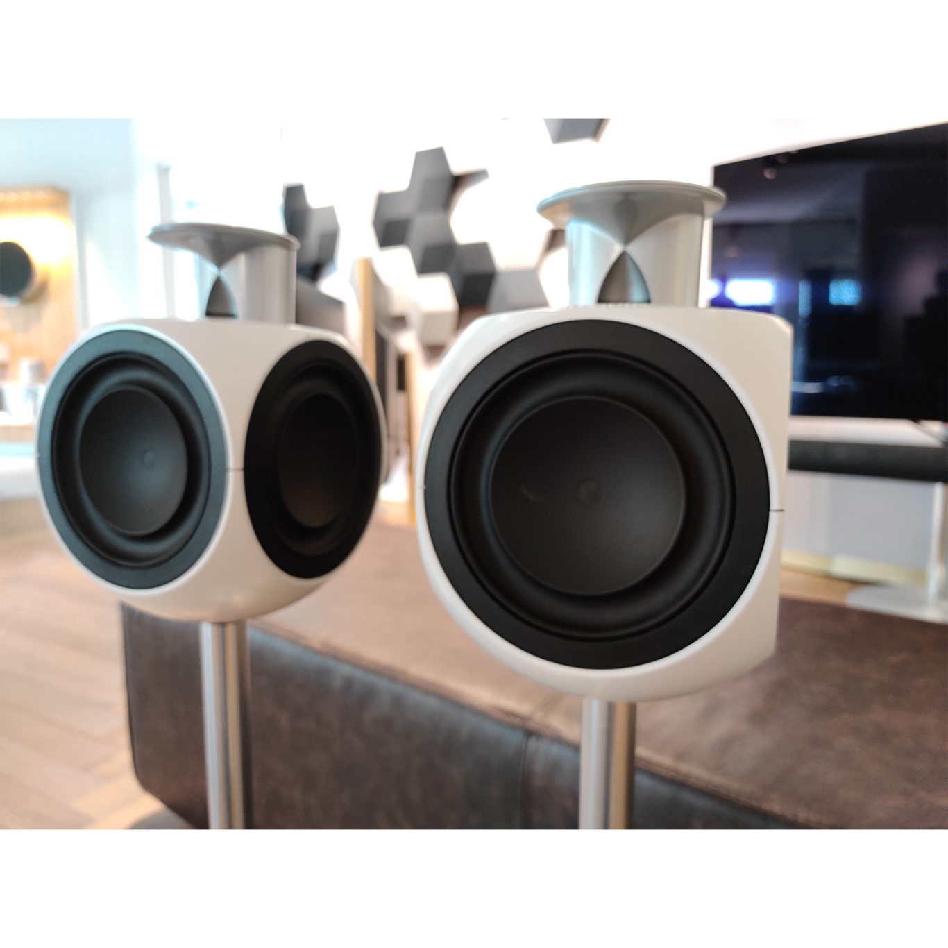 Brugt Beolab 3 White → Køb uden udbetaling